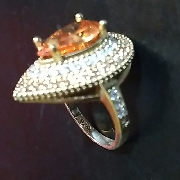 Pear Shape Honey Topaz Embellished Oval two-tone 14k RG - Picture 9 of 16